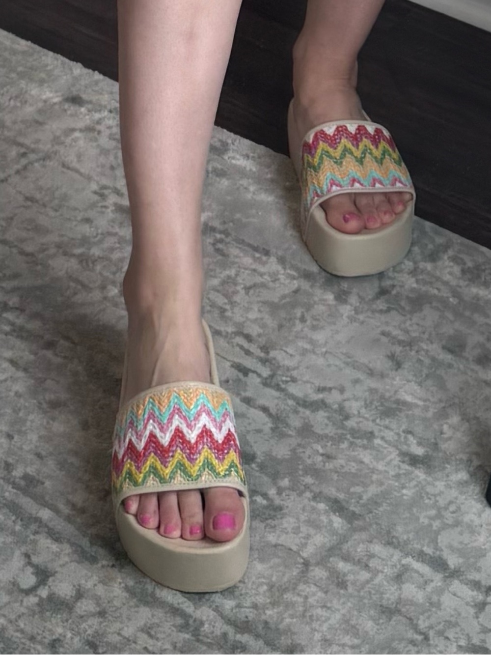 Colorful Dirty Laundry Zigzag Chevron Slide Summer Spring Platform Sandals - Picture 2 of 12